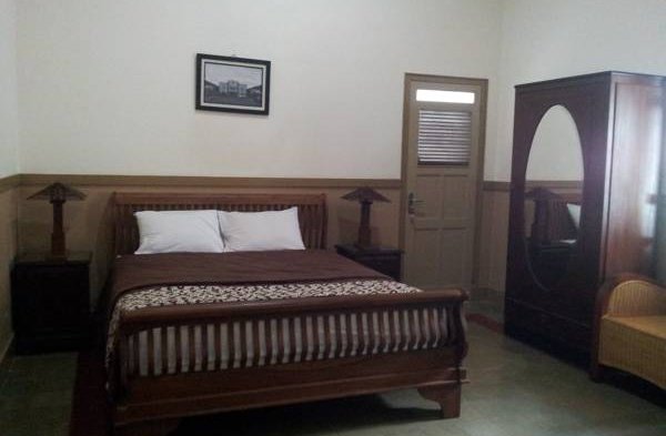 Ndalem Suratin Guesthouse